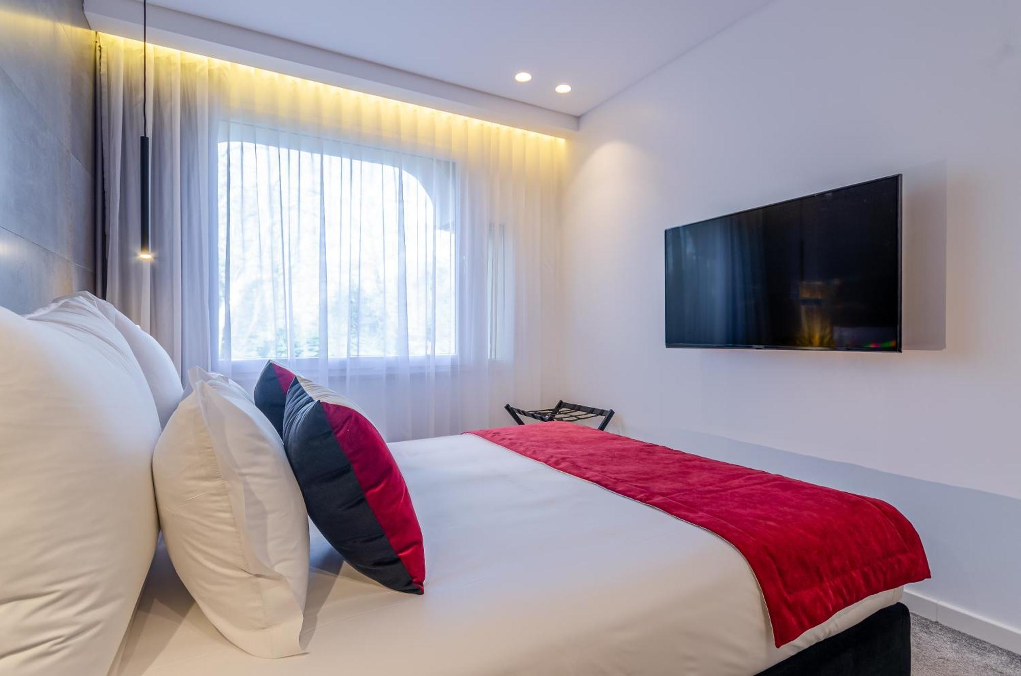 2M Boutique Hotel Монтижу Екстериор снимка