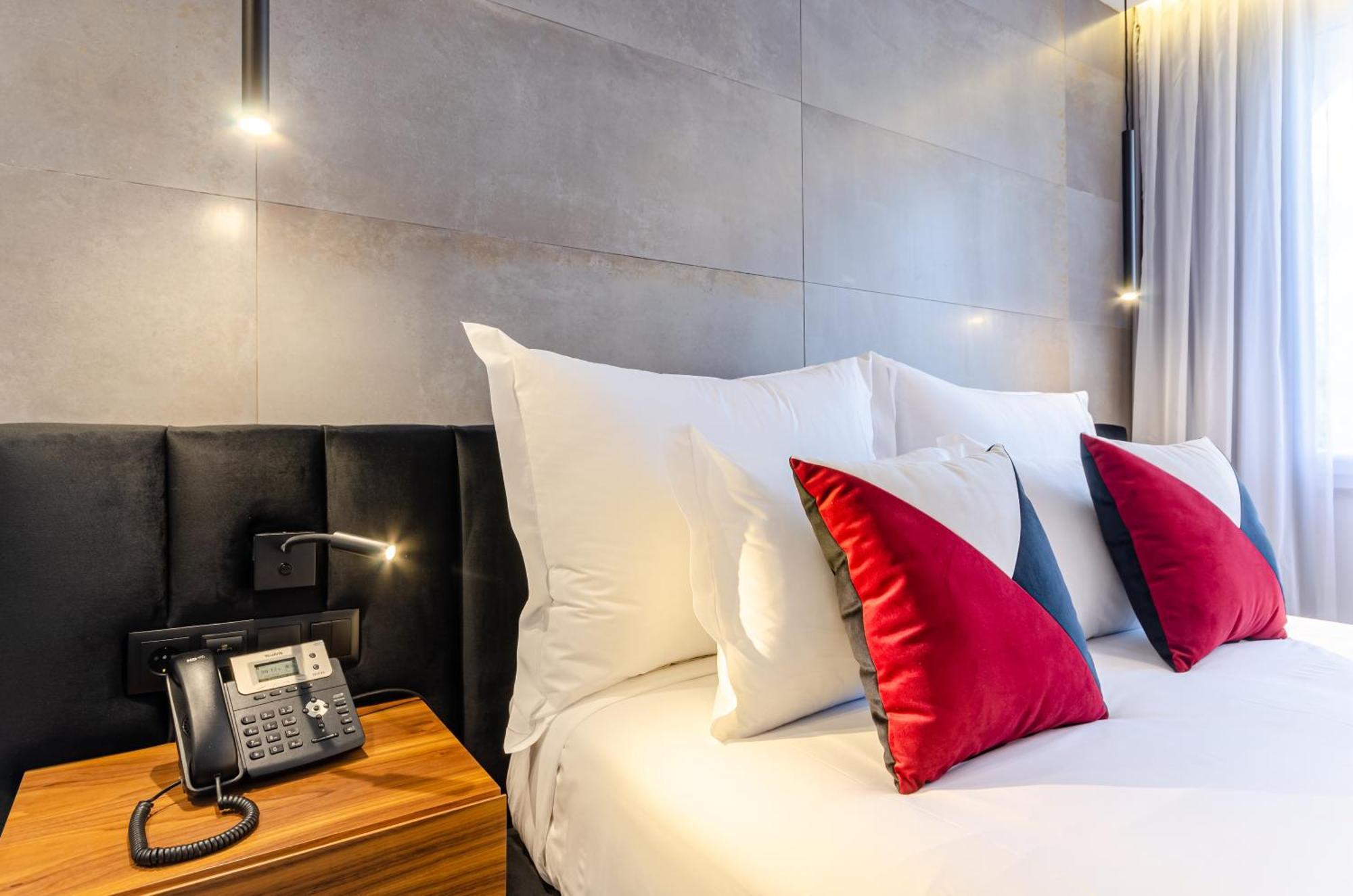 2M Boutique Hotel Монтижу Екстериор снимка